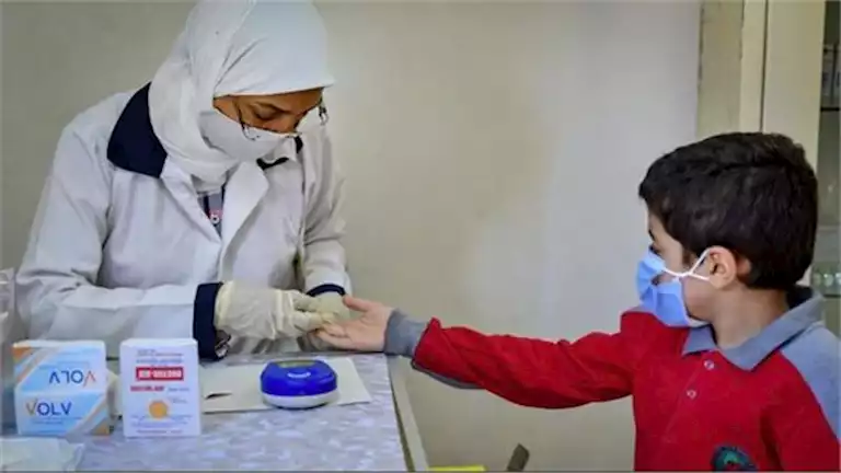 ماذا تفعل الصحة حال اكتشاف إصابة طالب بـ”الأنيميا والسمنة والتقزم”؟