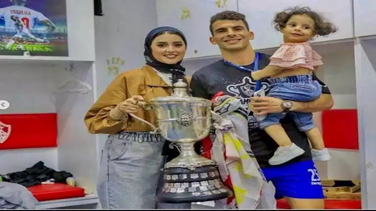 “بتضايق لما حد يتصور معايا”.. زيزو يكشف حكاية زوجته مع تشجيع الزمالك