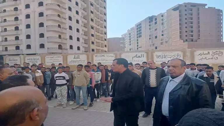 غياب جماعي لـ 76 معلماً في مدرسة بسوهاج.. تحقيق عاجل -صور