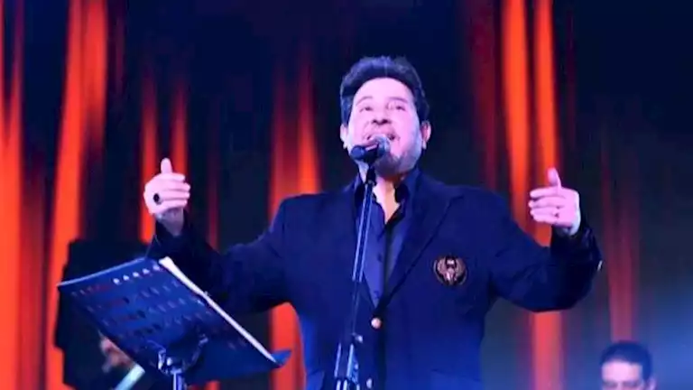 هاني شاكر يدافع عن أحمد حلمي.. ماذا قال؟ (فيديو)