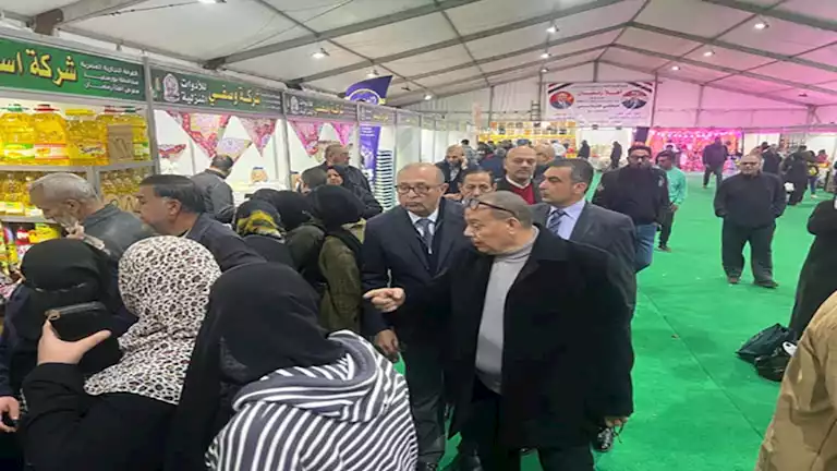 سكرتير عام الاتحاد العام للغرف التجارية يلتقي زوار معرض “أهلًا رمضان” في بورسعيد (صور)