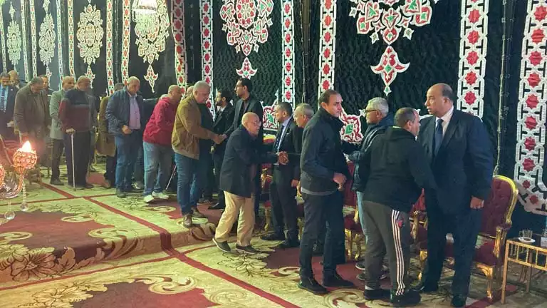 عزاء كابتن منتخب مصر ونجم الإتحاد السكندري السابق “عادل البابلى” بالإسكندرية – فيديو وصور