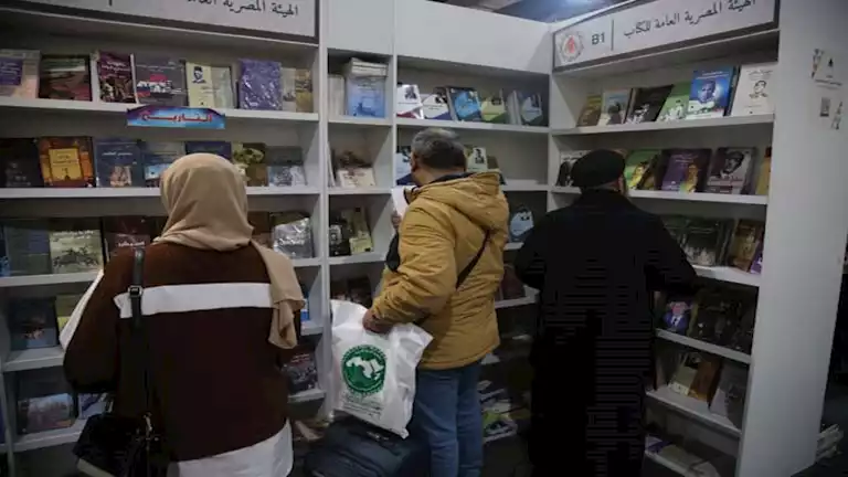 بعد سحبه من المعرض.. مؤلفة “كاملات عقل ودين” تطرحه إلكترونيًا مجانًا