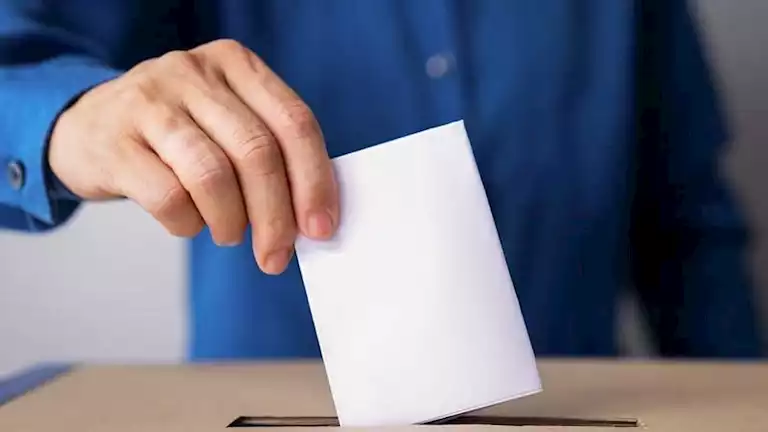 بولندا تتأهب لجولة إعادة في الانتخابات الرئاسية