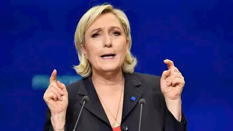 محكمة فرنسية تدين زعيمة اليمين المتطرف مارين لوبان في قضية اختلاس