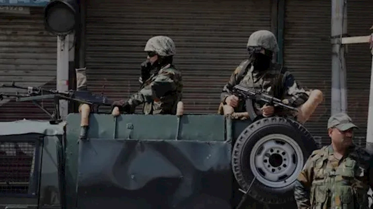 بعد هجوم كشمير الدامي.. ماذا يحدث بين الهند وباكستان؟