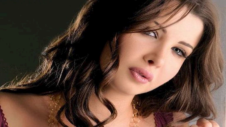 أحدث ظهور لـ نانسي عجرم .. وفيفي عبده تعلق (صور)