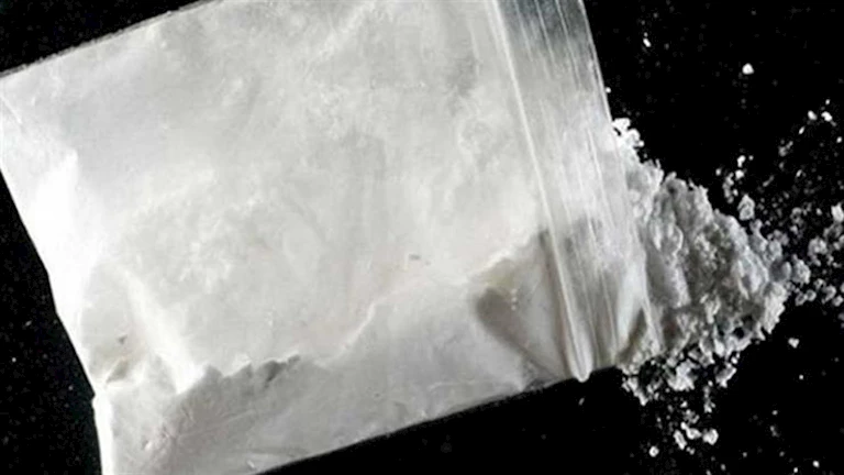 “بحوزته 12 كيس هيروين”.. حكاية “طباخ” نقل نشاطه للمخدرات فأسقطته الشرطة