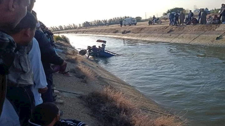 انتشال جثتي طفلين غرقا في ترعة السوهاجية بأسيوط