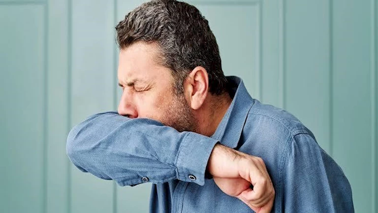 طرق منزلية لعلاج السعال.. تعرف عليها