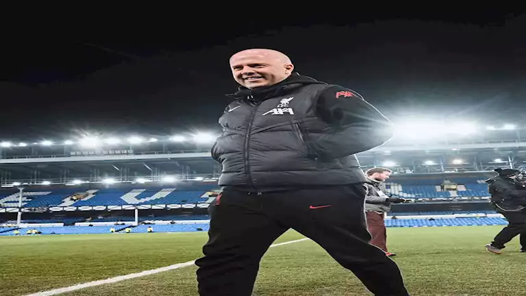 “مهمة صعبة”.. أرني سلوت يتحدث عن اقترابه من التتويج بالدوري الإنجليزي