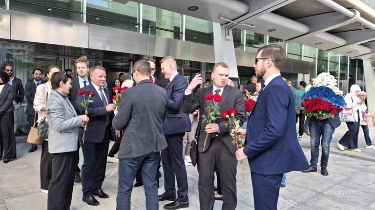 البيت الروسي في الإسكندرية يحتفل بالذكرى الـ64 لأول رحلة بشرية إلى الفضاء (صور)