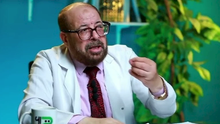 “الأطباء” تستدعي جودة عواد “طبيب سم النحل” للتحقيق: تلقينا شكاوى ضده