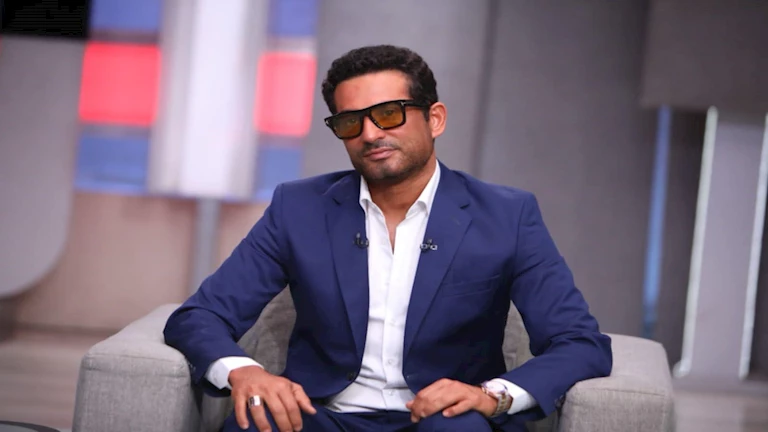 عمرو سعد عن مشهد القبر في “سيد الناس”: فكرتي وشيخ كبير قال حرام