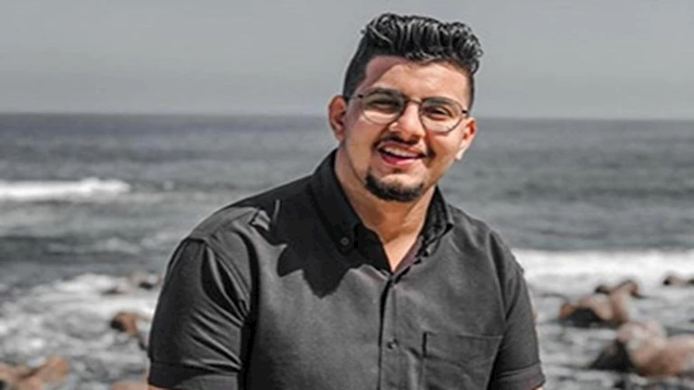 بالفيديو.. المطرب محمود معتمد يطرح أغنية “كنتوا فين” على “يوتيوب”