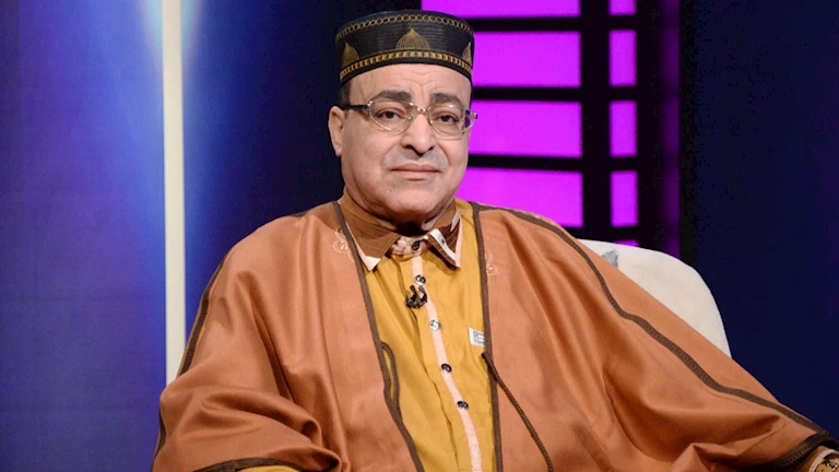 في أول ظهور منذ أعوام.. إيمان أبوطالب تستضيف صلاح الجمل بقناة الحياة