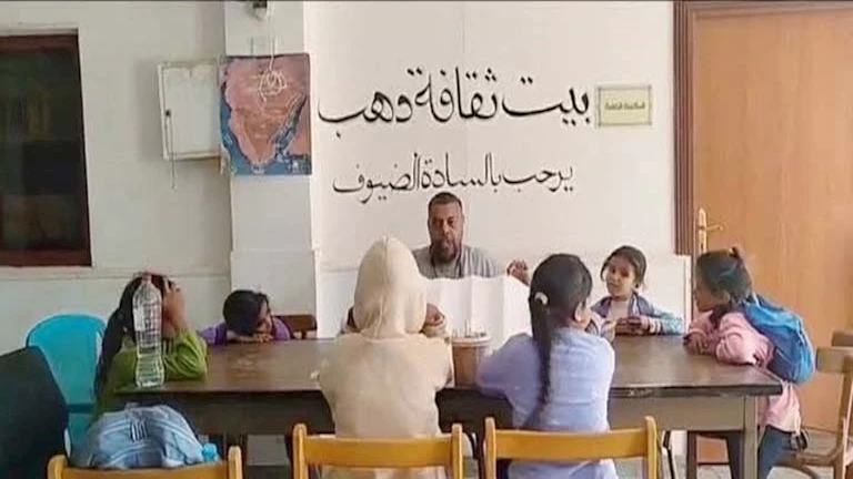 ورش ومحاضرات لتعزيز التوعية المجتمعية بقصور ثقافة جنوب سيناء -صور