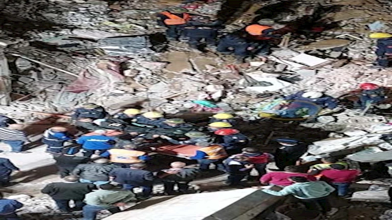 46 عقار آيل للسقوط في الجمرك.. أول تعليق من محافظة الإسكندرية بعد انهيار منزل اللبان- صور