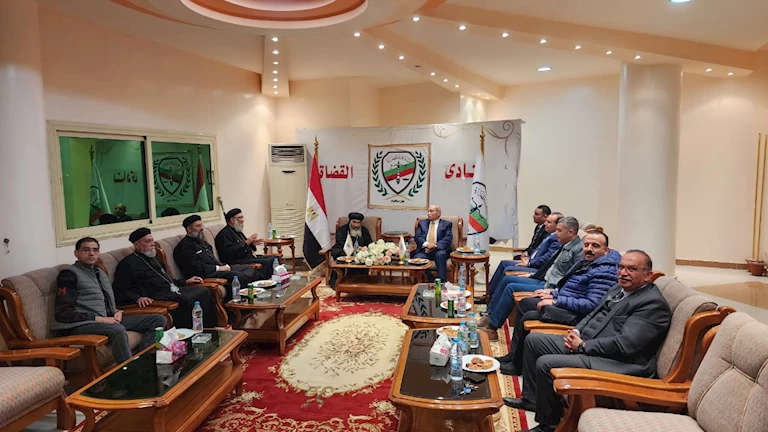 مطران بورسعيد يترأس وفدًا لزيارة نادي القضاة – صور