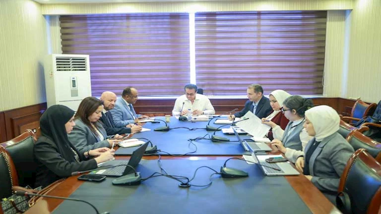 وزير الصحة يتابع مشروعي “ميكنة الدواء” و”الرعايات”.. وتوجيه بتوفير كافة التسهيلات