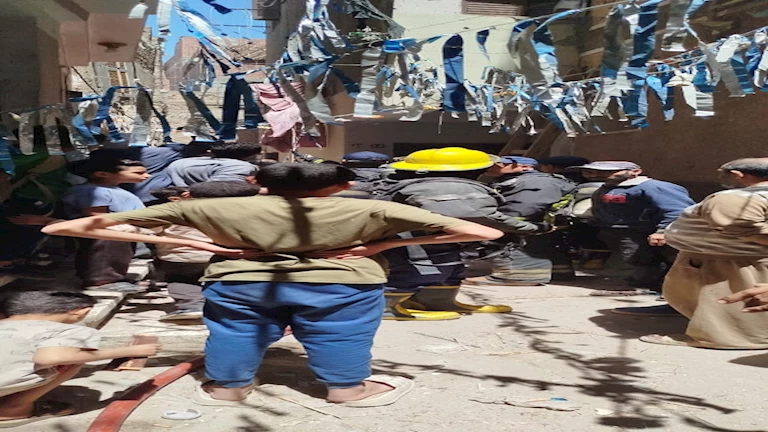 بالصور- انفجار أسطوانة بوتاجاز يتسبب في انهيار وتصدع 4 منازل بأسيوط