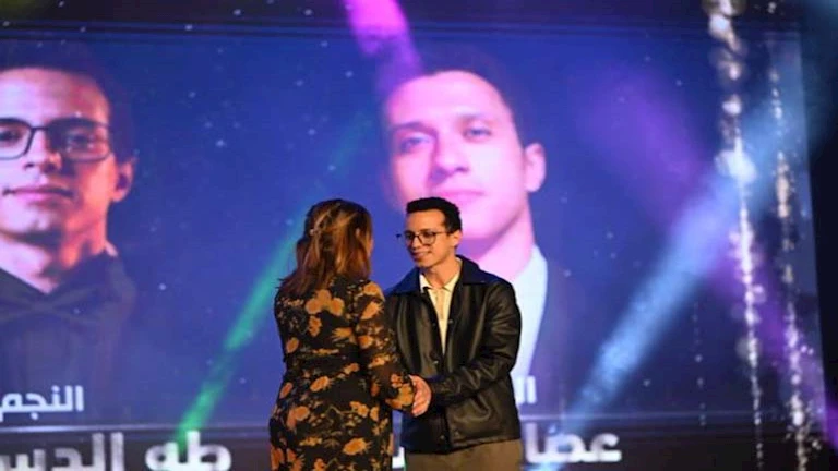 بالصور| تكريم عصام عمر وطه دسوقي وسماء إبراهيم في ختام “الفضاءات المسرحية”