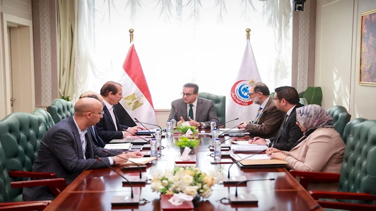 الصحة تتحرك بأوامر رئاسية.. إجراءات رسمية جديدة بشأن “بلبن”