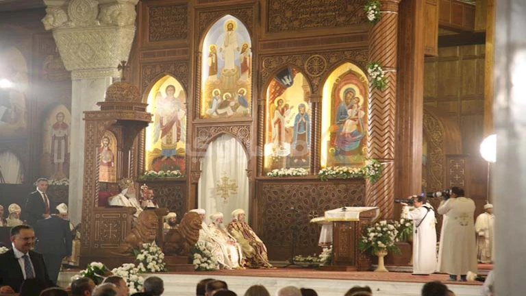 20 صورة من الاحتفال بقداس عيد القيامة المجيد بالكاتدرائية