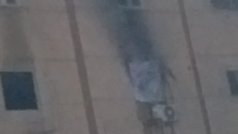 السيطرة على حريق شقة ببرج سكني بفيصل