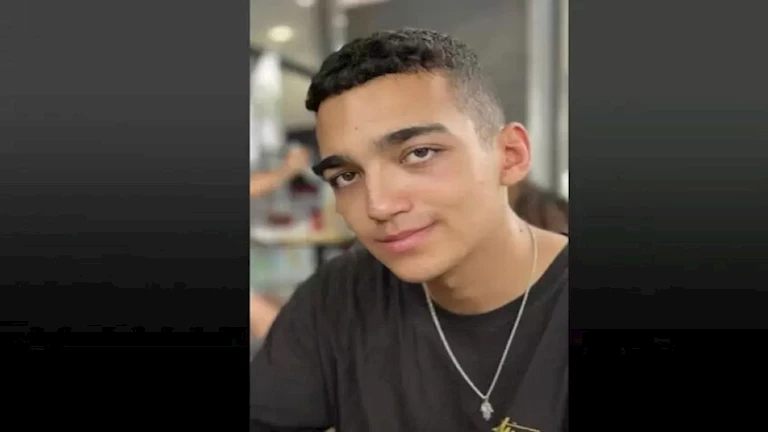 والد أسير لدى حماس: آمل أن يكون ابني حيًا.. وأدعو لحوار مباشر مع المقاومة