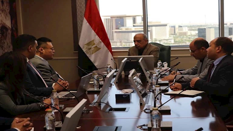 وزير الكهرباء: الدولة تدعم توطين الصناعة المرتبطة بمهمات الطاقة المتجددة