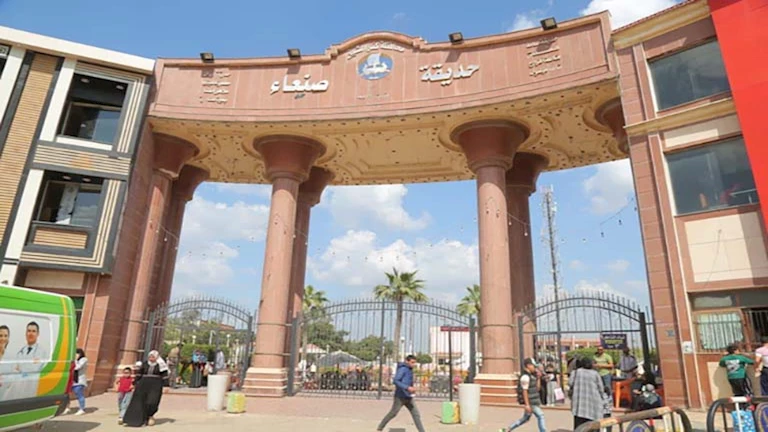 “فسيخ وخضرة”.. أهالي كفر الشيخ يقضون شم النسيم فى حديقة صنعاء -صور