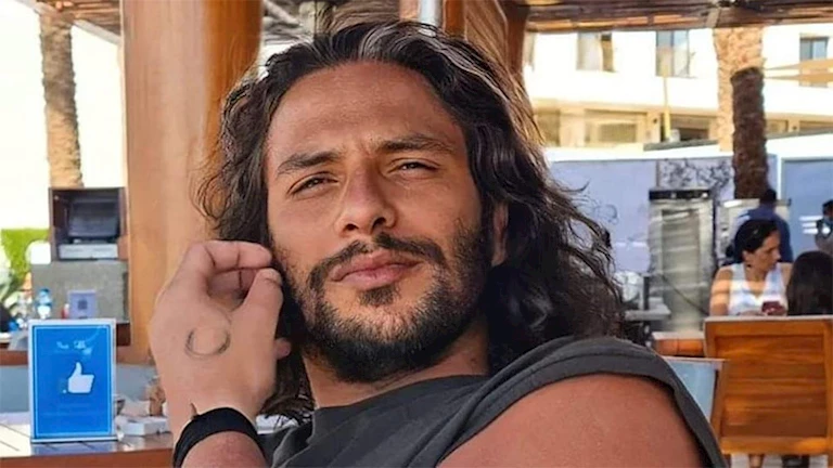 لم أقصد الإساءة.. زوج الفنانة آية سماحة يعتذر للمصورين