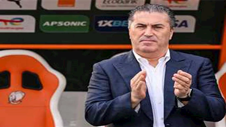 وكيل بيسيرو يكشف حقيقة طرد بيسيرو من فندق الإقامة