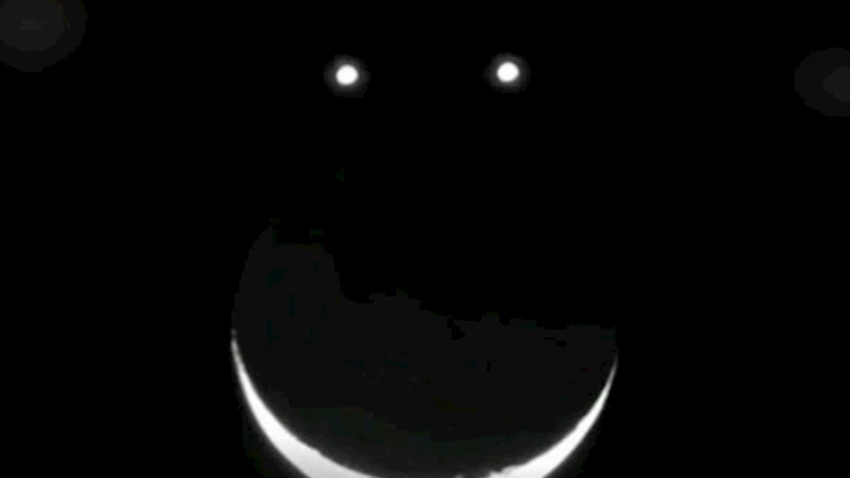 مشهد فلكي بديع فجر الجمعة المقبل.. دون “ابتسامة” في مصر