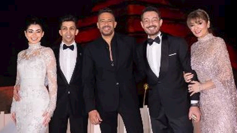 أول تعليق من محمد حماقي بعد احيائه حفل زفاف ليلى زاهر وهشام جمال