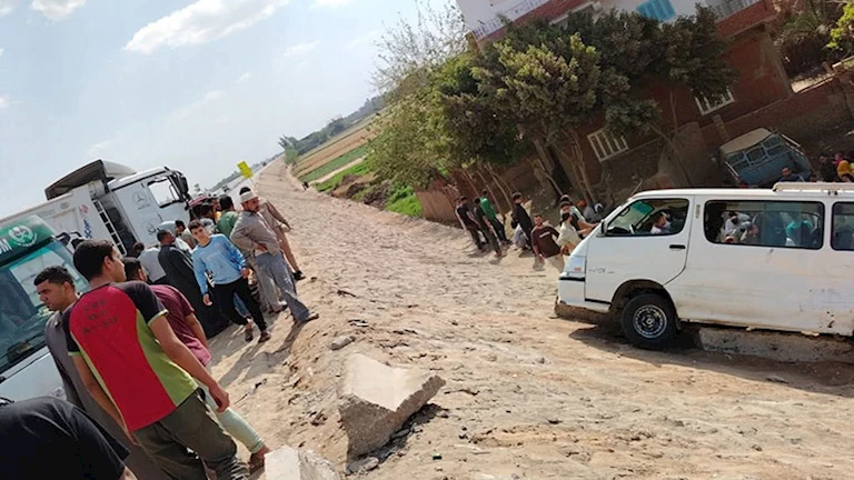 إصابة 9 أشخاص في حادث انقلاب ميكروباص على الطريق الإقليمي بالمنوفية