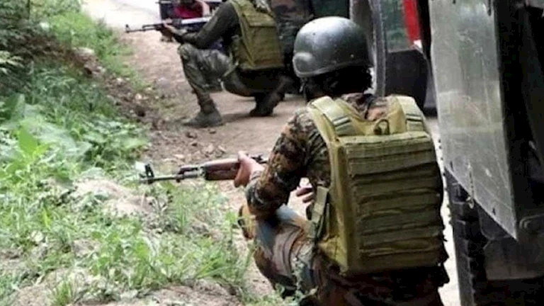 استمرار تبادل إطلاق النار بين الهند وباكستان لليلة الثالثة