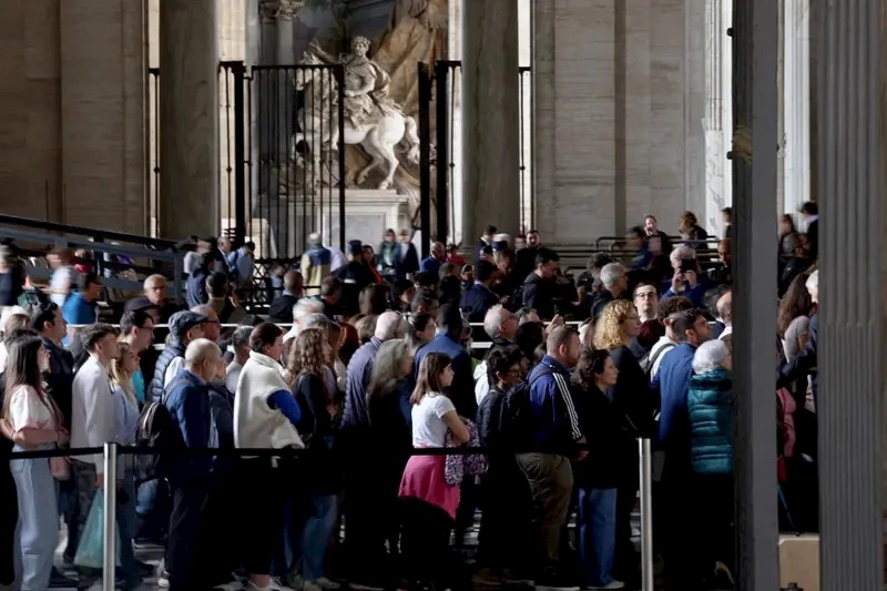 قادة العالم يشاركون في جنازة البابا فرنسيس