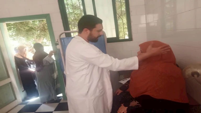 جامعة القاهرة: قافلة تنموية بزاوية أبو مسلم تخدم 1900 مواطن