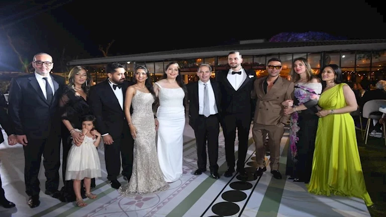 20 صورة.. يسرا ومحمد ورامي إمام في حفل زفاف ابنة شقيق عادل إمام