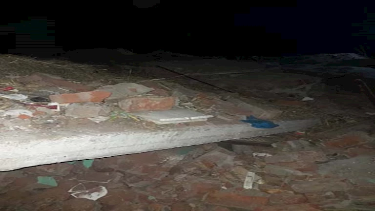 انهيار منزل من 3 طوابق في سوهاج -صور