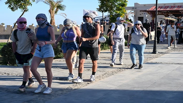 معرض التراث البدوي بشرم الشيخ يستقطب الزوار للأسبوع الرابع على التوالي -صور