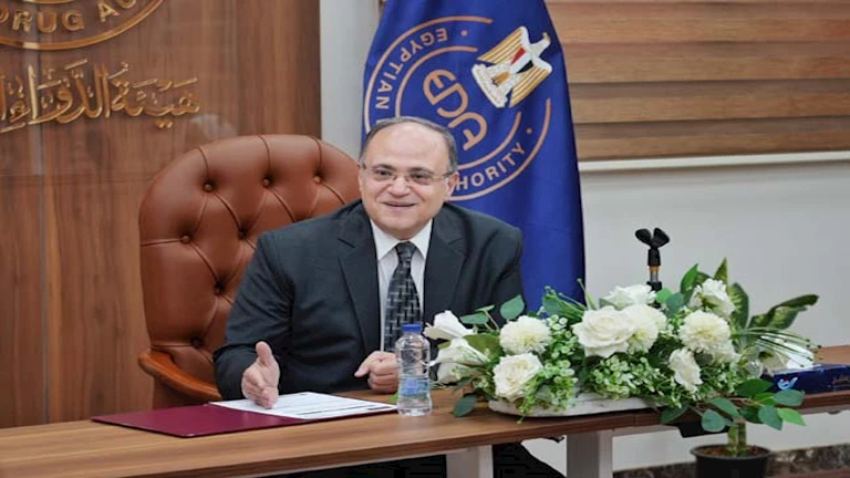 رئيس هيئة الدواء يعقد اجتماعاً مع ممثلي شركات التجميل لتعزيز توافر الماركات العالمية