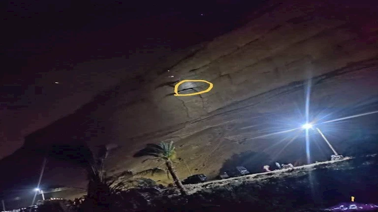 بعد 11 ساعة.. إنقاذ شاب علق بين الصخور ومصرع آخر بسوهاج- صور