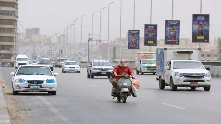 ساويرس يسأل: “فين العاصفة الترابية؟”.. والأرصاد توضح مسار المنخفض الخماسيني