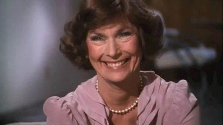 وفاة النجمة الأمريكية بريسيلا بوينتر عن عمر ناهز 100 عام