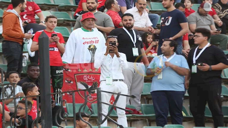 رسائل قوية من جماهير الأهلي للاعبي الفريق خلال مباراة بتروجيت