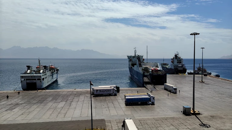 استئناف الملاحة البحرية بميناء الغردقة بعد استقرار حالة الطقس