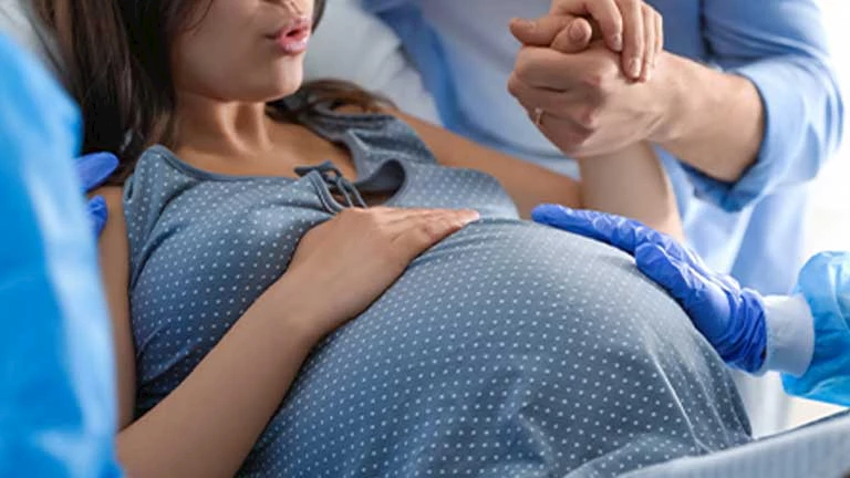 باحثون: الولادة قبل 34 أسبوعا من الحمل ترتبط بصعوبات إدراكية